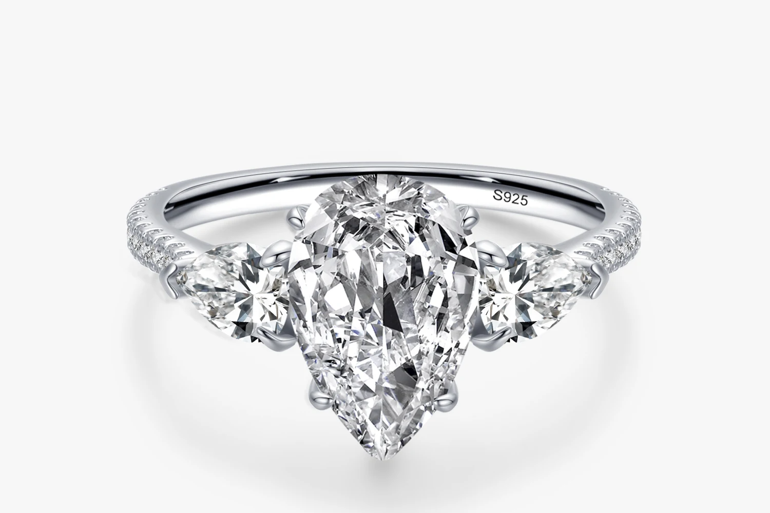 Elegant Pear Cut Zirconia Ring
