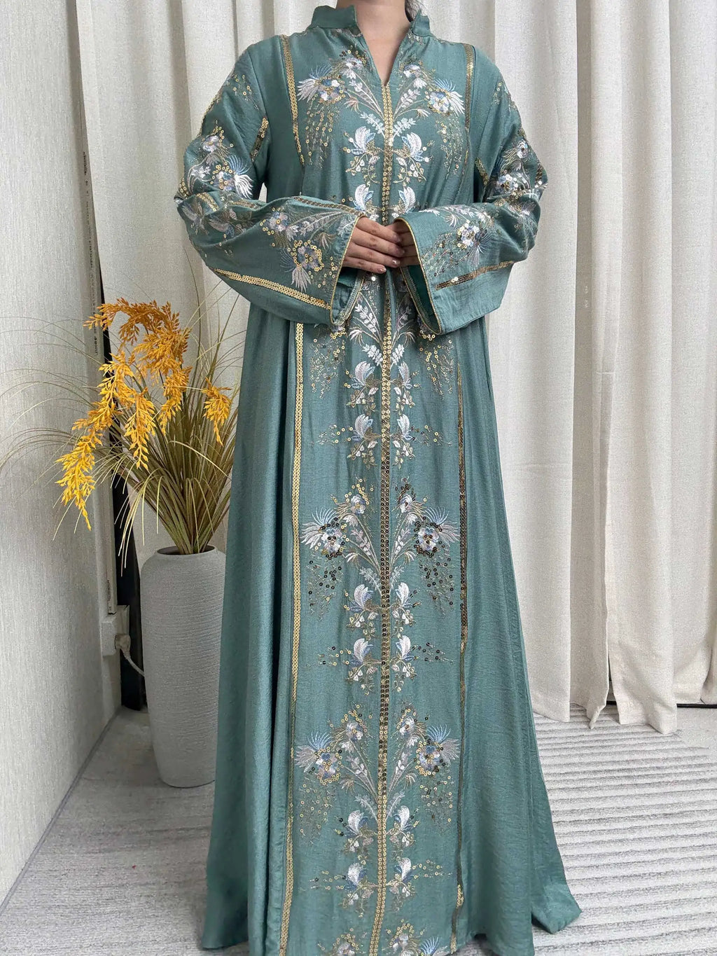 Floral Embroidery Muslim Abaya