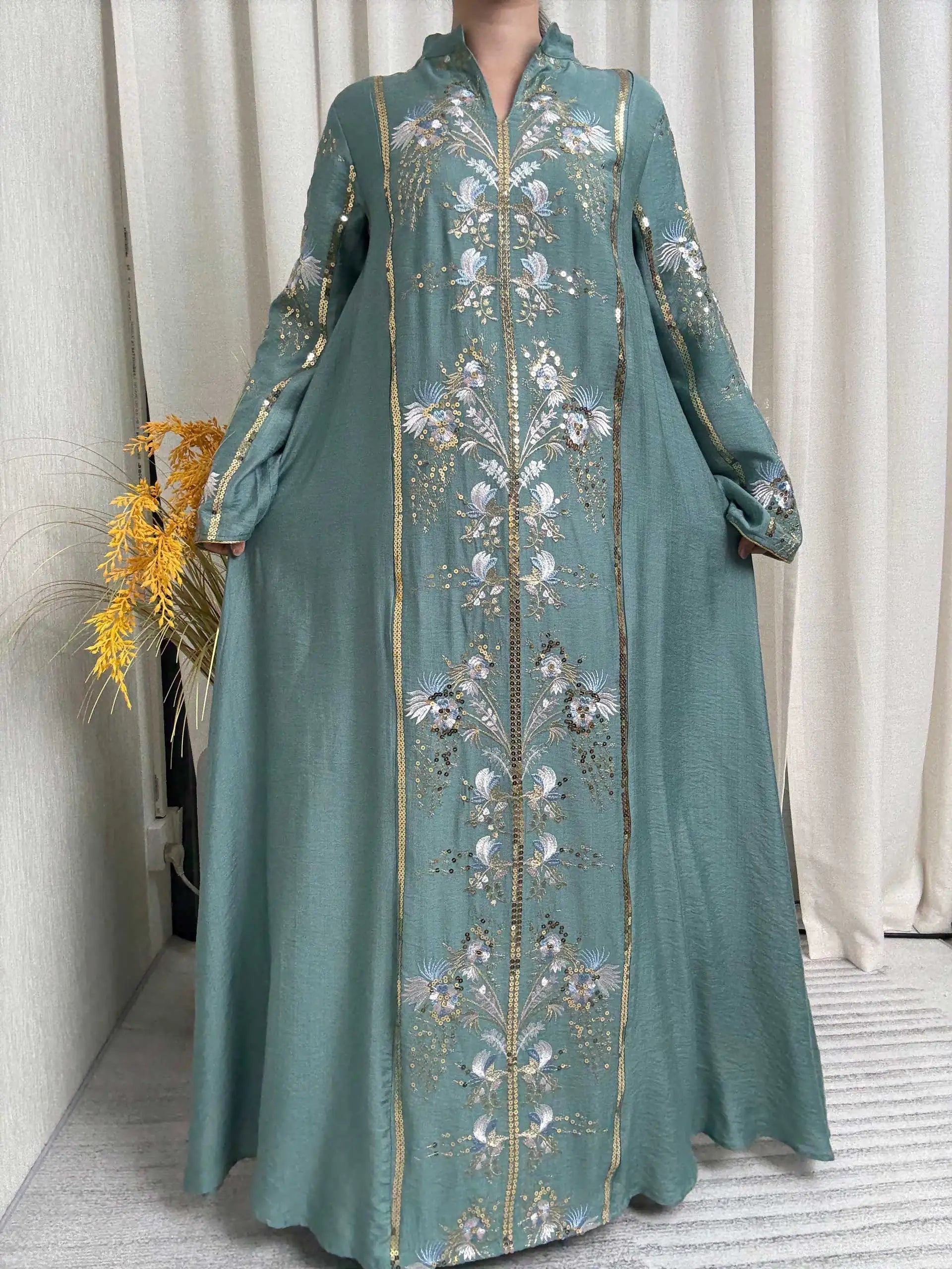 Floral Embroidery Muslim Abaya