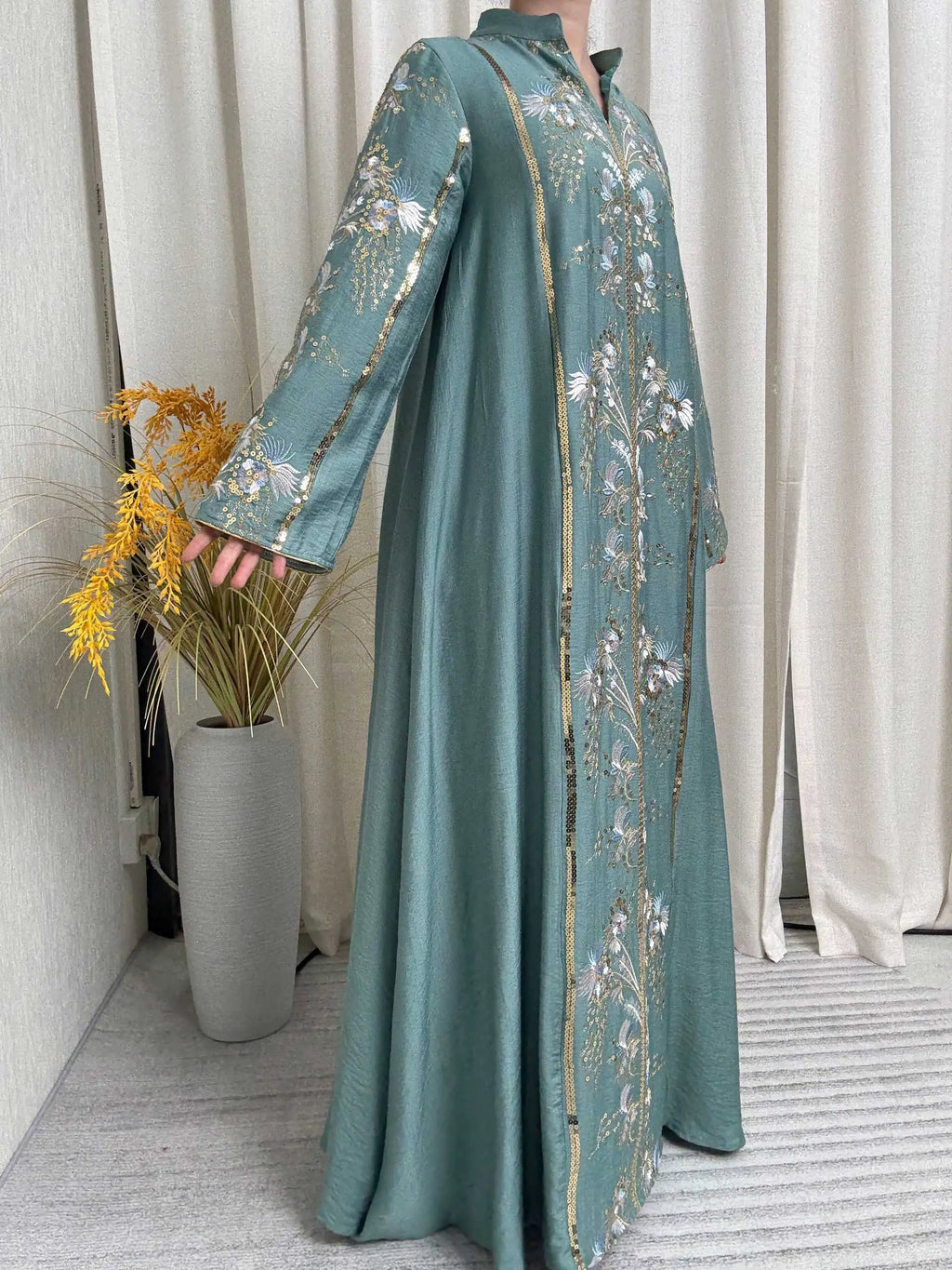 Floral Embroidery Muslim Abaya