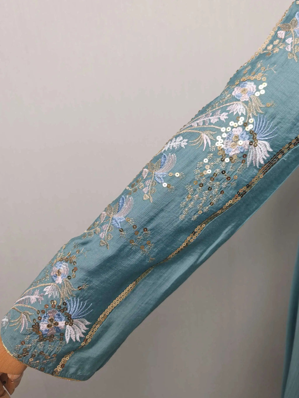 Floral Embroidery Muslim Abaya