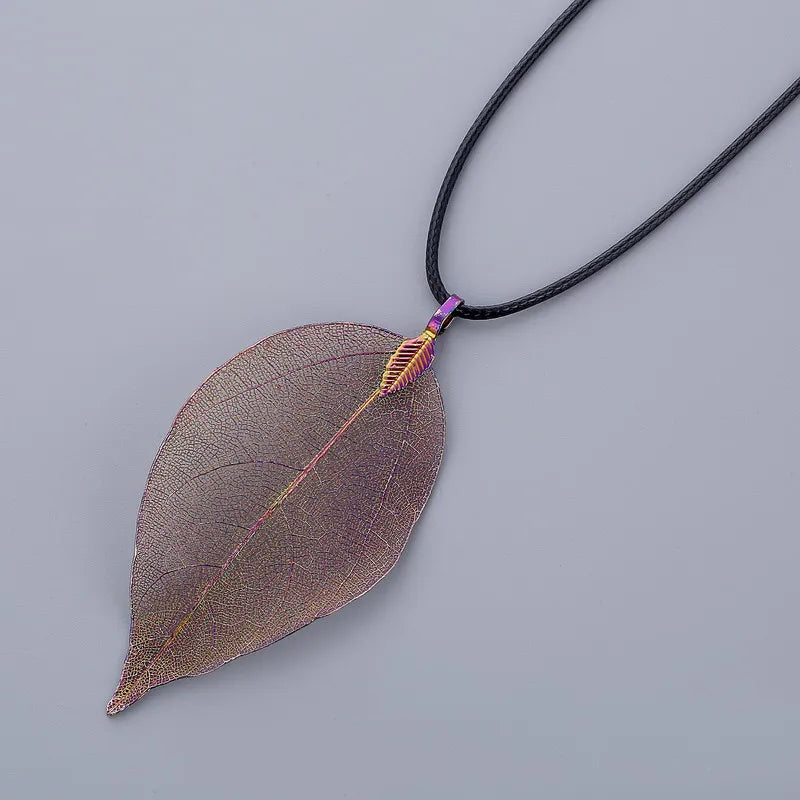 Nature-Inspired Leaf Necklace