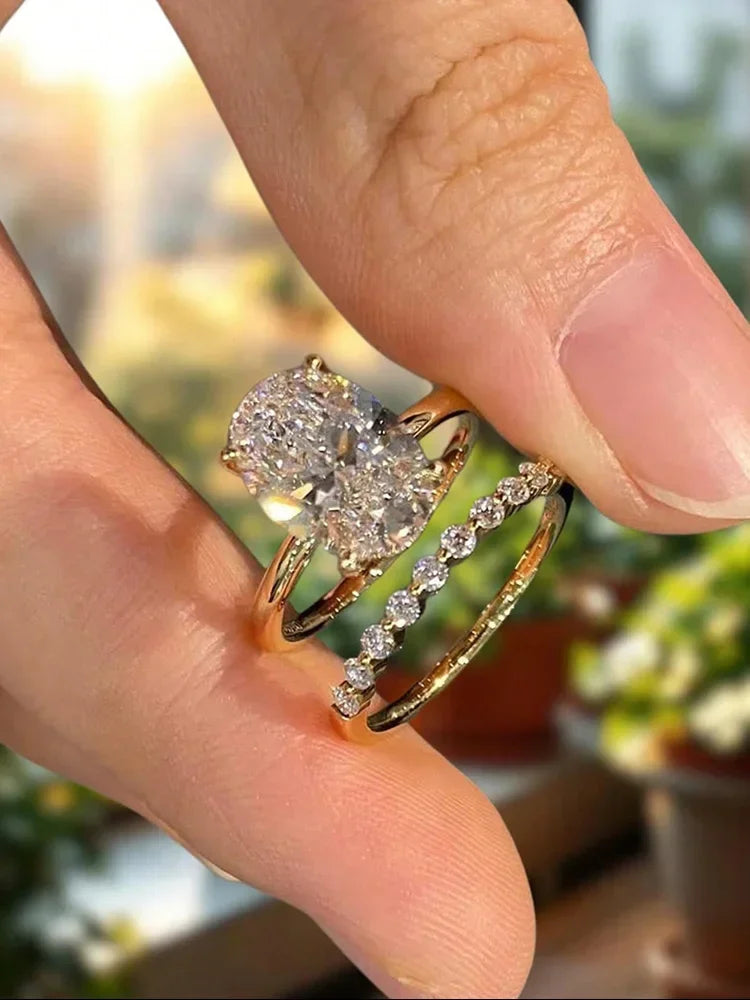 Women's Oval Cut Zircon Ring