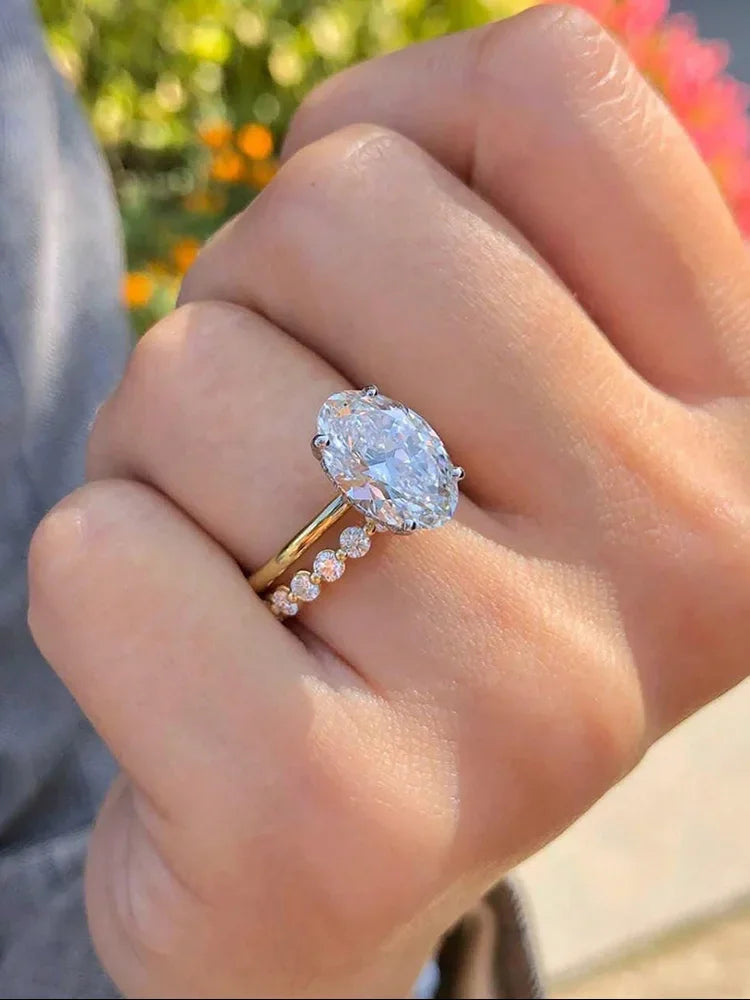 Women's Oval Cut Zircon Ring