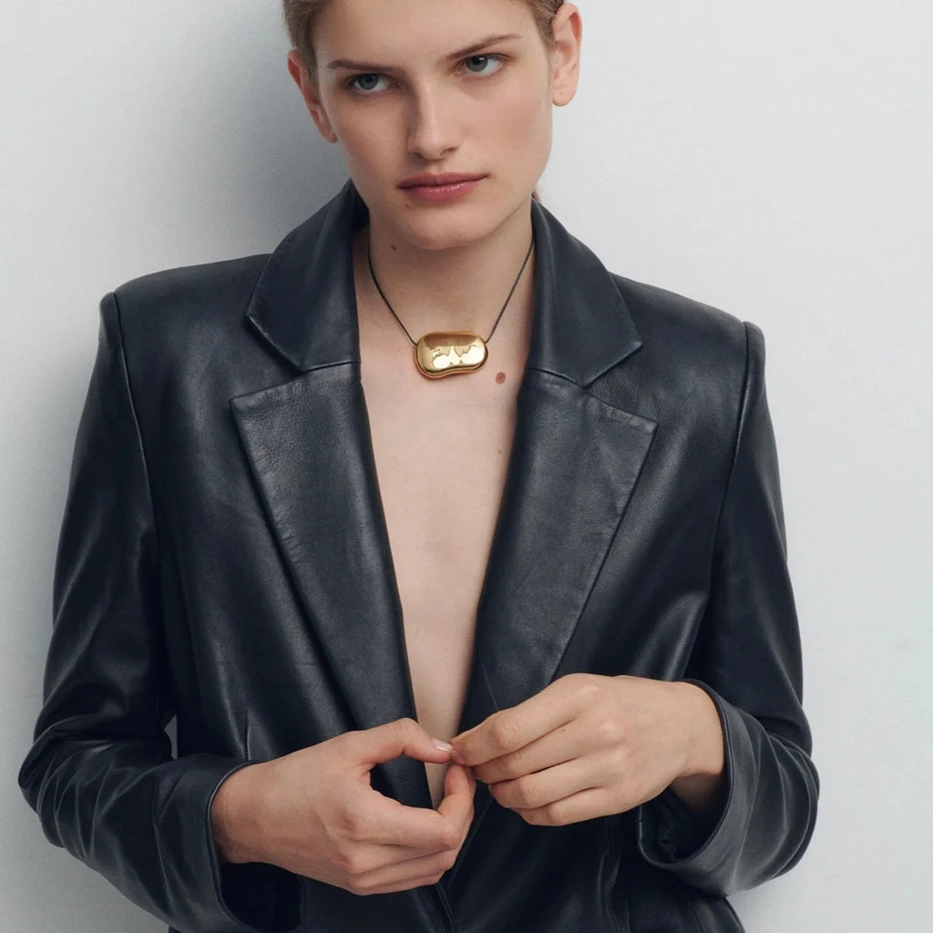 Glossy Gold Pendant Necklace