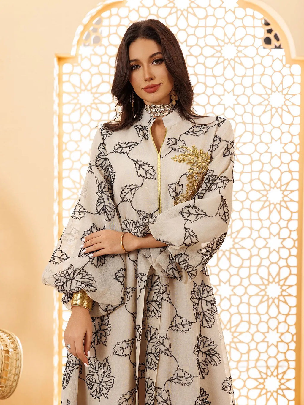 White Floral Embroidered Kaftan