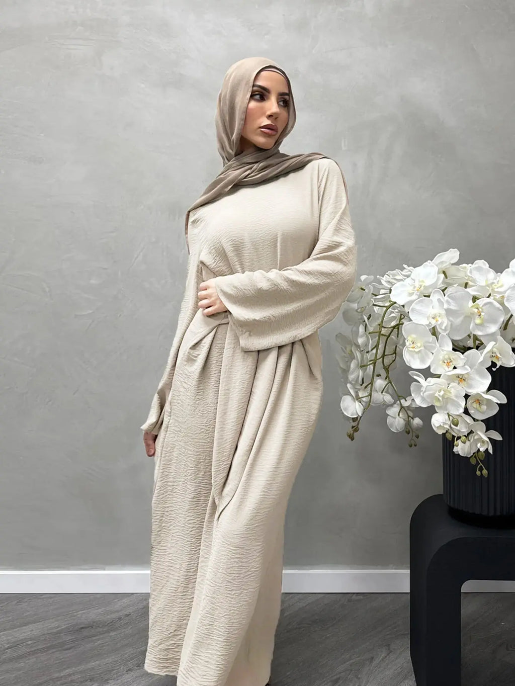 Saudi Style Belted Abaya