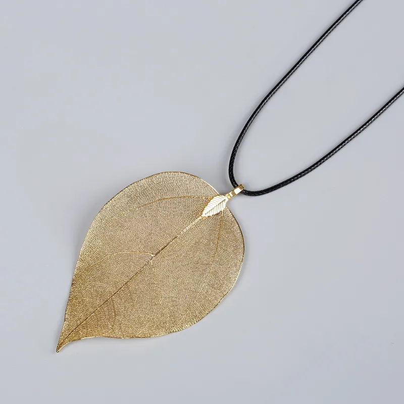 Nature-Inspired Leaf Necklace