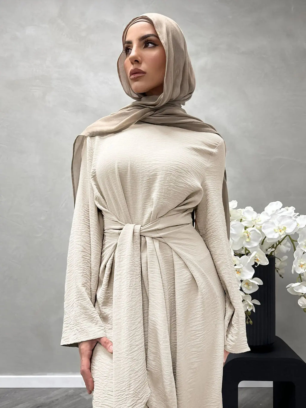 Saudi Style Belted Abaya