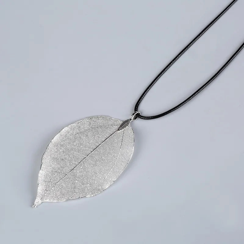Nature-Inspired Leaf Necklace