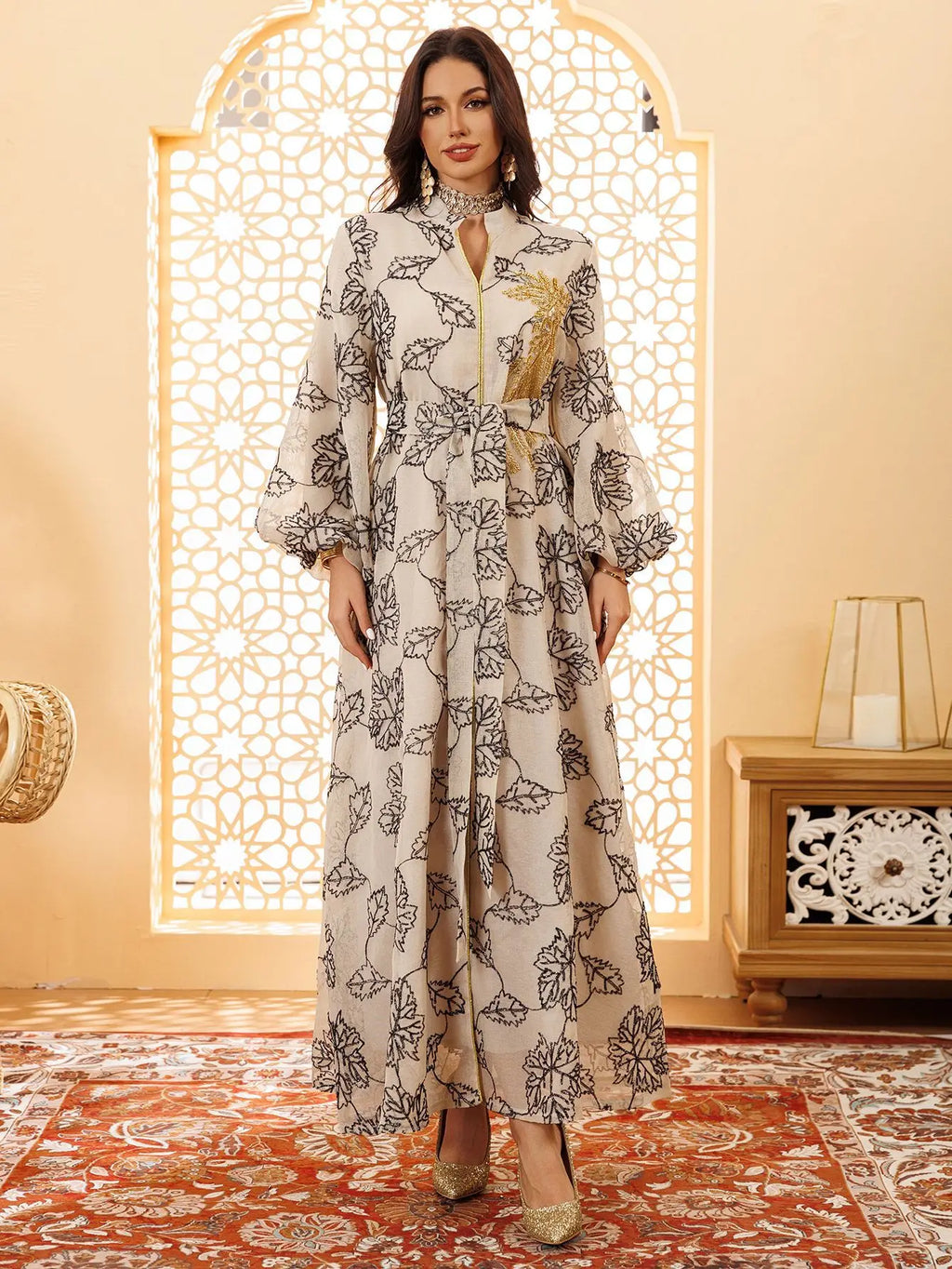 White Floral Embroidered Kaftan