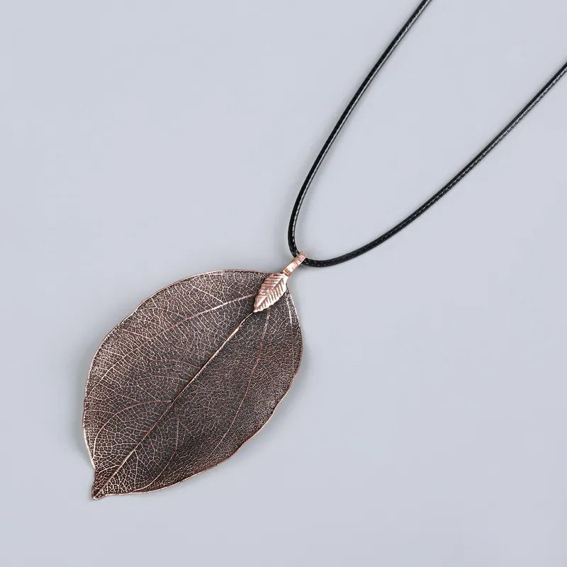 Nature-Inspired Leaf Necklace