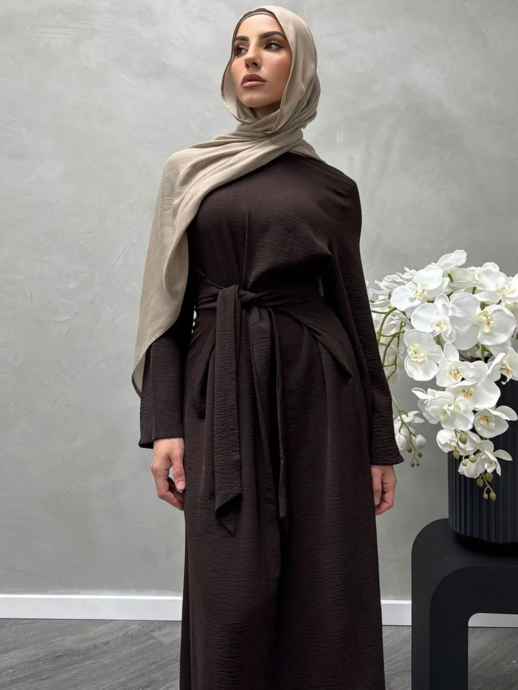 Saudi Style Belted Abaya