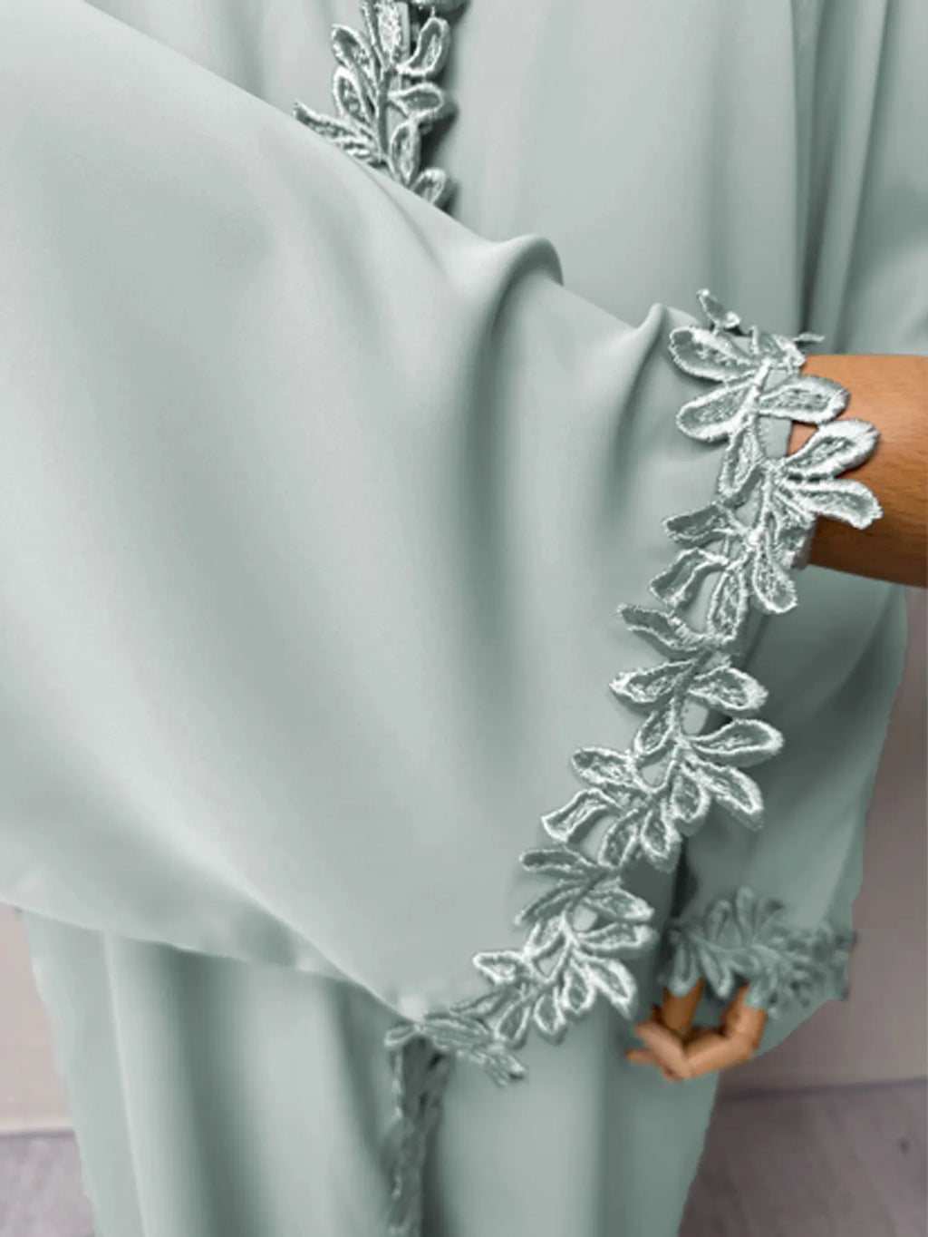Elegant Muslim Women's Abaya