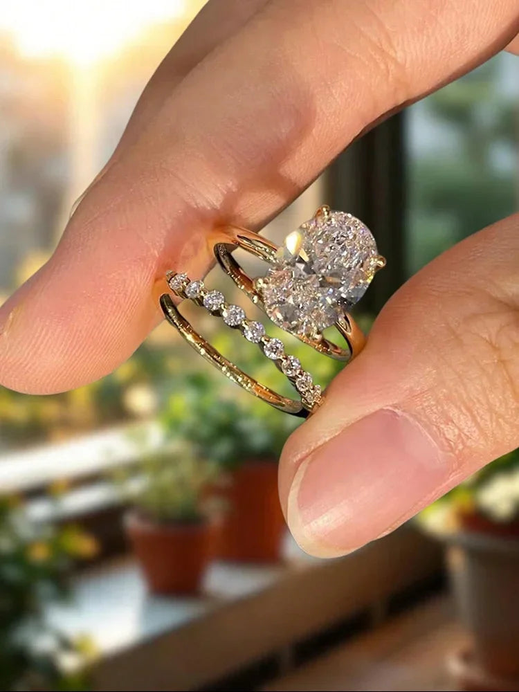 Women's Oval Cut Zircon Ring