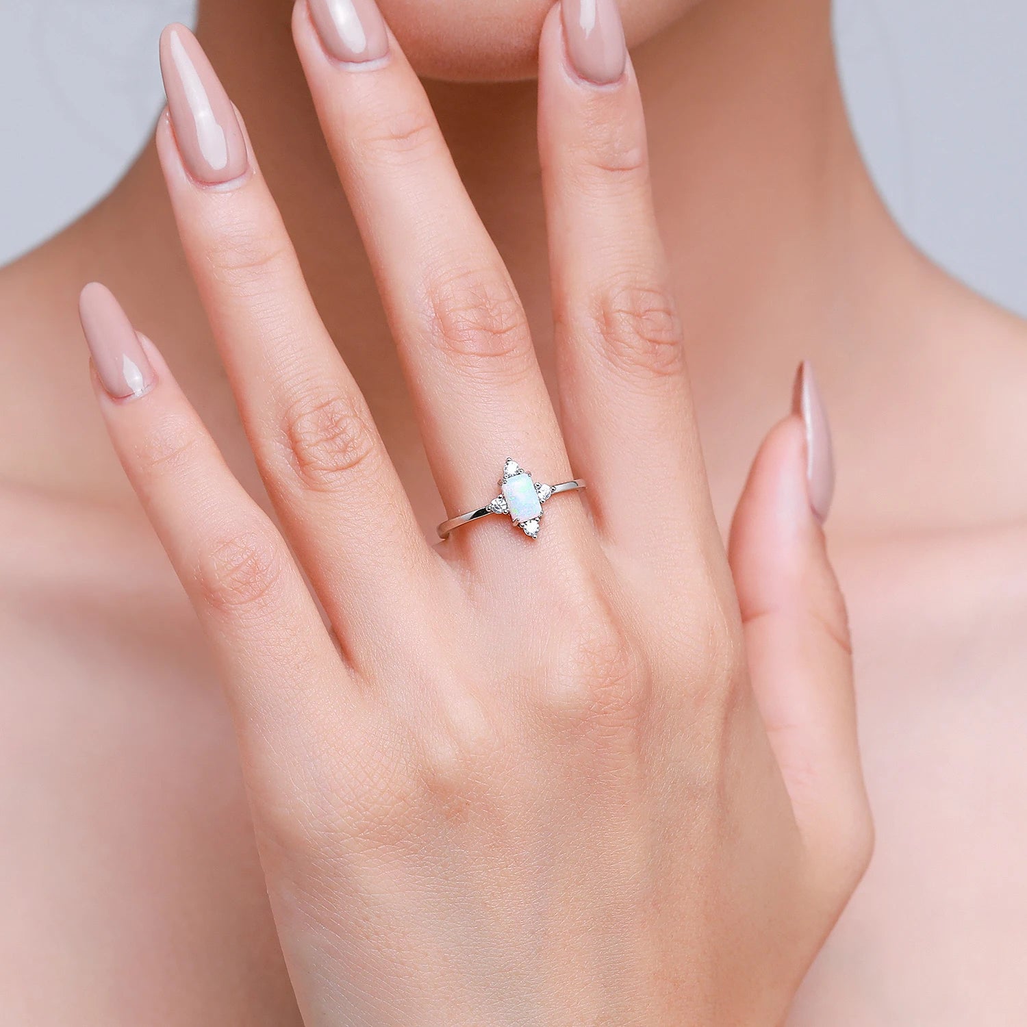 Elegant Silver Finger Ring
