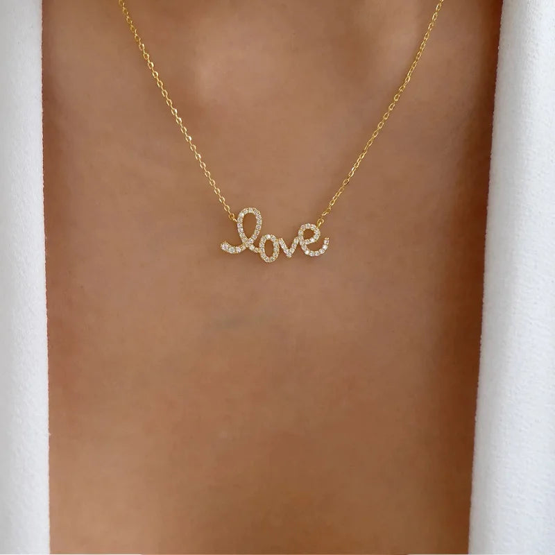 Multi-Layer Pendant Necklace Set