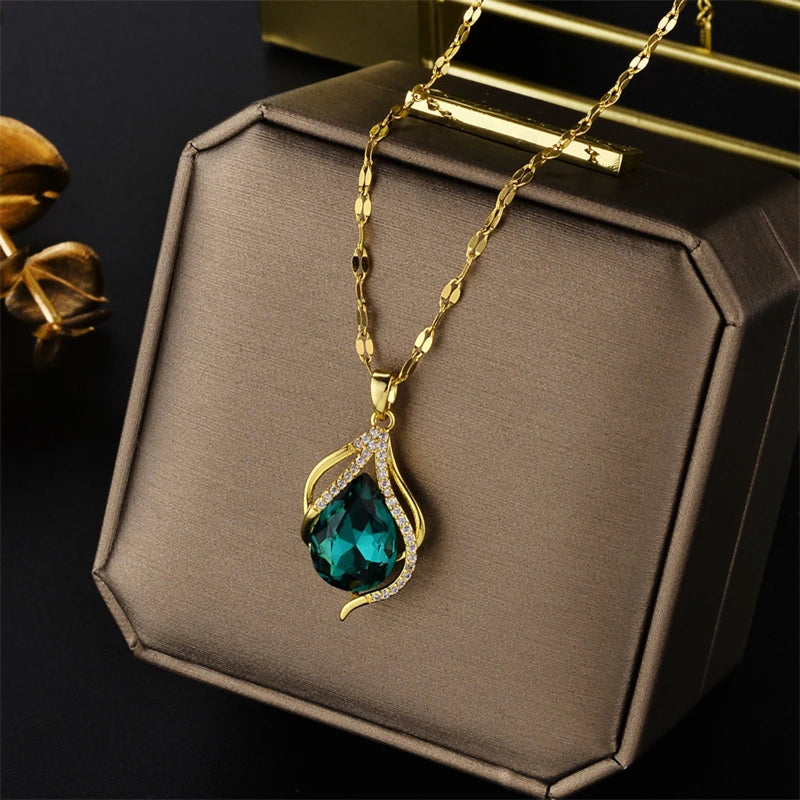 Elegant Green Crystal Necklace