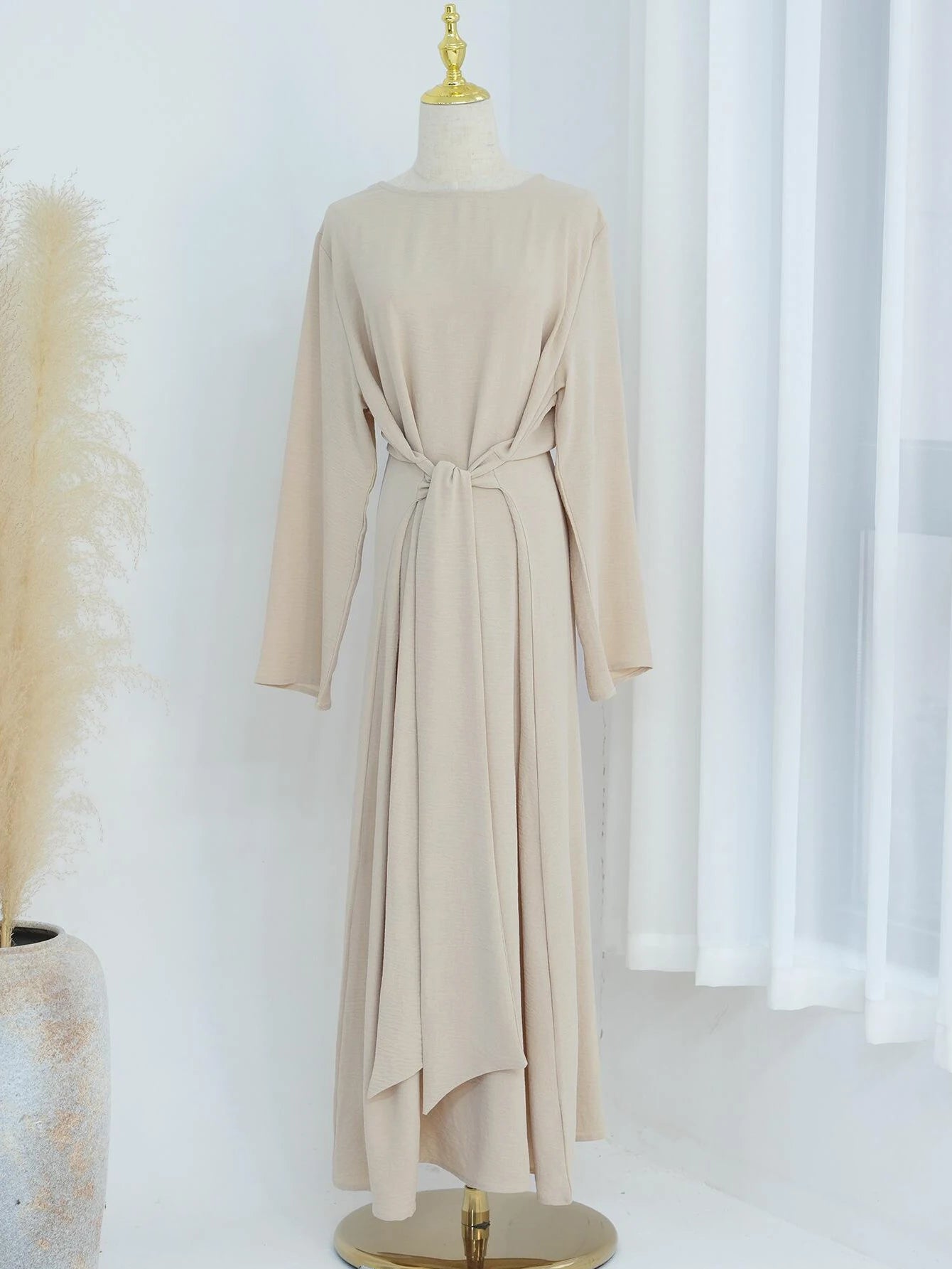 Saudi Style Belted Abaya