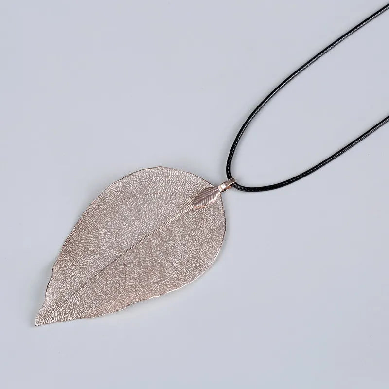 Nature-Inspired Leaf Necklace