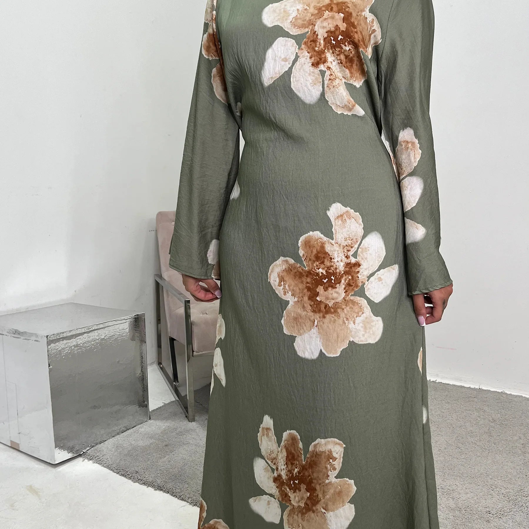 Elegant Bell Sleeve Islamic Dress