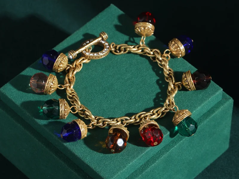 Elegant Crystal Link Bracelet